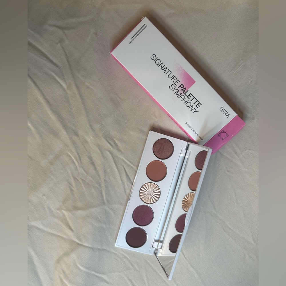 OFRA COSMETICS SIGNATURE PALETTE - SYMPHONY